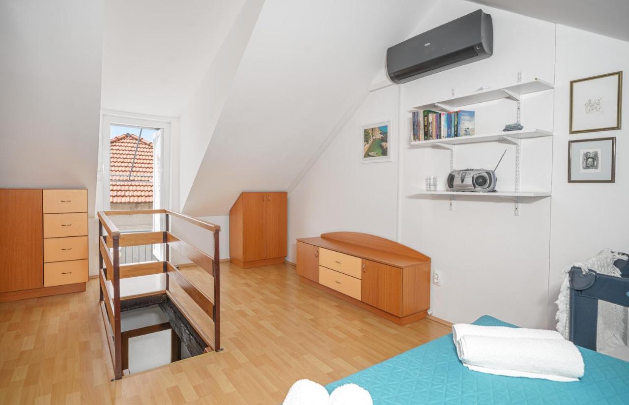 Apartmán Studio Apartman Salis Vodice Exteriér fotografie